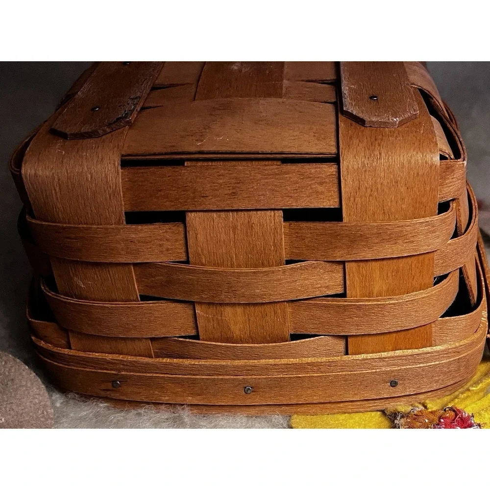 Longaberger Maple Handwoven 1990 Cracker Bread Fruit Basket Signed 11.5